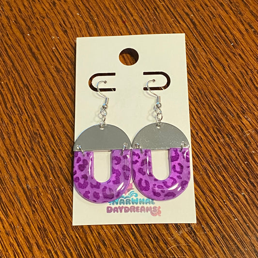 Purple cheetah U earrings