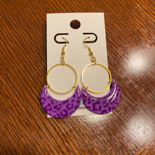 Purple cheetah print earrings with gold